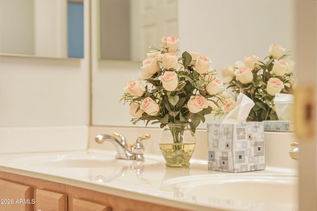 6974 W ROSE GARDEN Lane, Glendale, AZ 85308