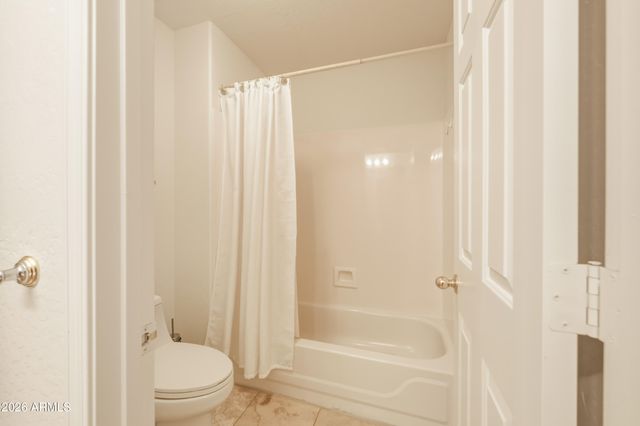 6974 W ROSE GARDEN Lane, Glendale, AZ 85308