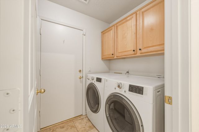 6974 W ROSE GARDEN Lane, Glendale, AZ 85308