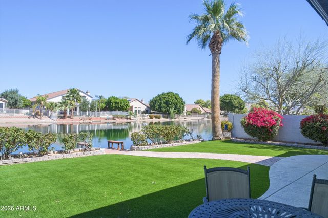 6974 W ROSE GARDEN Lane, Glendale, AZ 85308