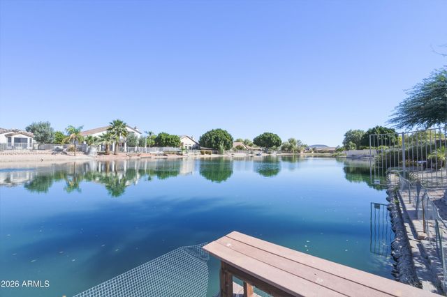 6974 W ROSE GARDEN Lane, Glendale, AZ 85308