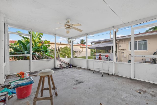 6102 NW 69th Avenue, Tamarac, FL 33321
