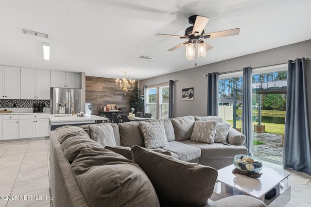 12361 CHERRY BLUFF Drive, Jacksonville, FL 32218