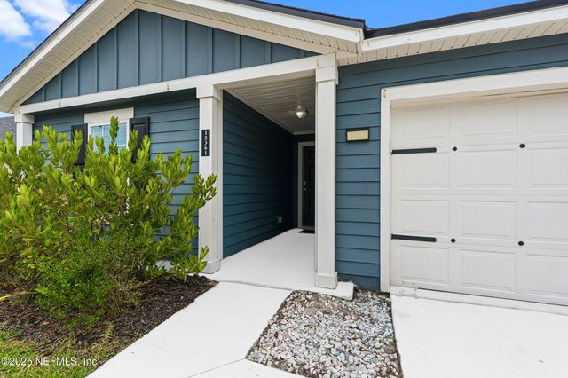 12361 CHERRY BLUFF Drive, Jacksonville, FL 32218