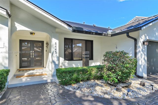 8445 NW 165th Ter, Miami Lakes, FL 33016