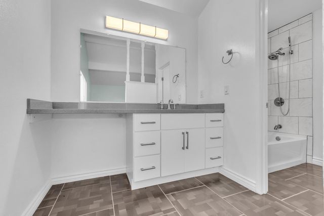 4123 Estate Dr, Stockton, CA 95209