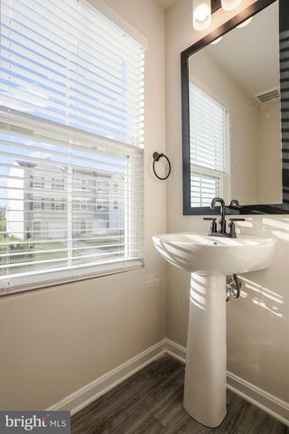 62 THROWER RD, Hedgesville, WV 25427