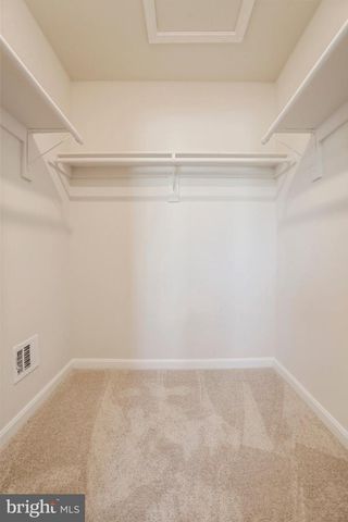 62 THROWER RD, Hedgesville, WV 25427