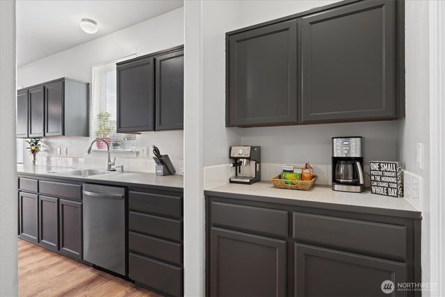 1210 Blue Jay Avenue SW, Orting, WA 98360