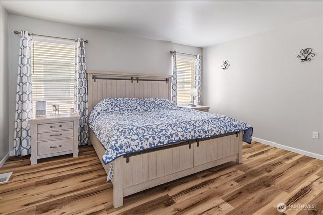 1210 Blue Jay Avenue SW, Orting, WA 98360