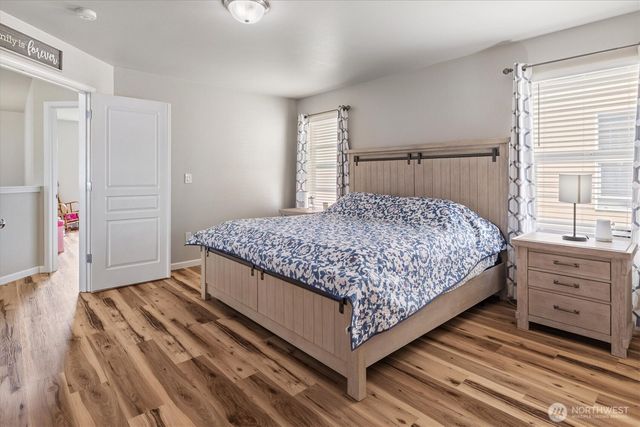 1210 Blue Jay Avenue SW, Orting, WA 98360