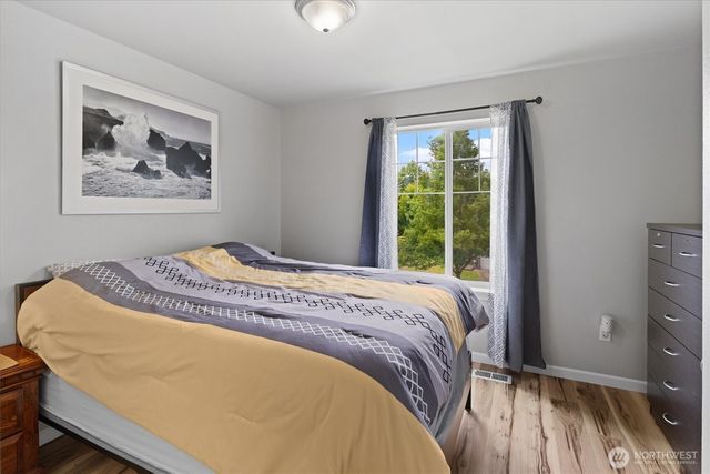 1210 Blue Jay Avenue SW, Orting, WA 98360