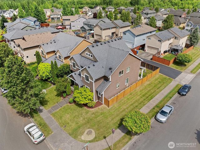 1210 Blue Jay Avenue SW, Orting, WA 98360