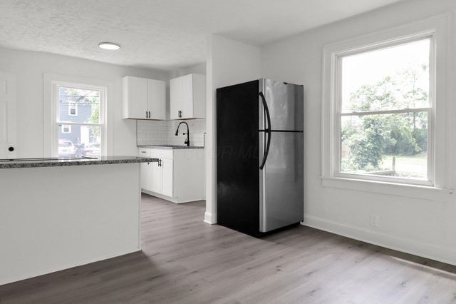 1131 E 16th Avenue, Columbus, OH 43211