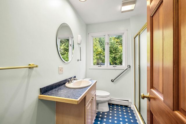 67 Walnut Avenue, North Hampton, NH 03862
