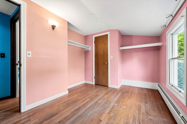 67 Walnut Avenue, North Hampton, NH 03862