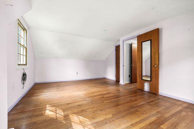 67 Walnut Avenue, North Hampton, NH 03862