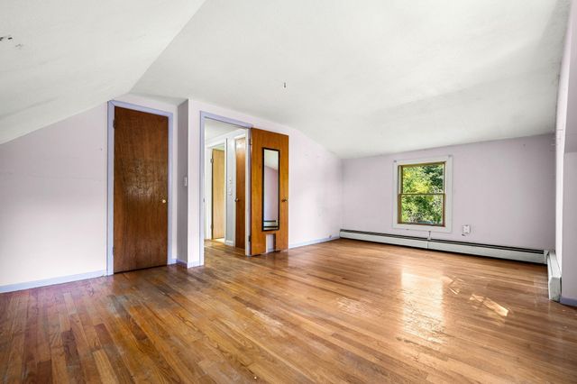 67 Walnut Avenue, North Hampton, NH 03862