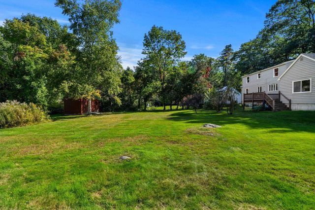 67 Walnut Avenue, North Hampton, NH 03862