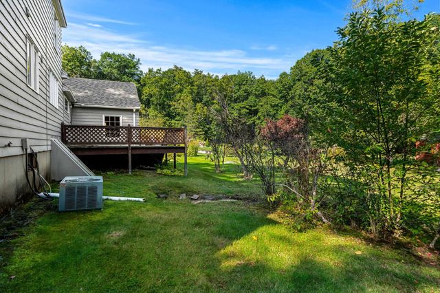 67 Walnut Avenue, North Hampton, NH 03862