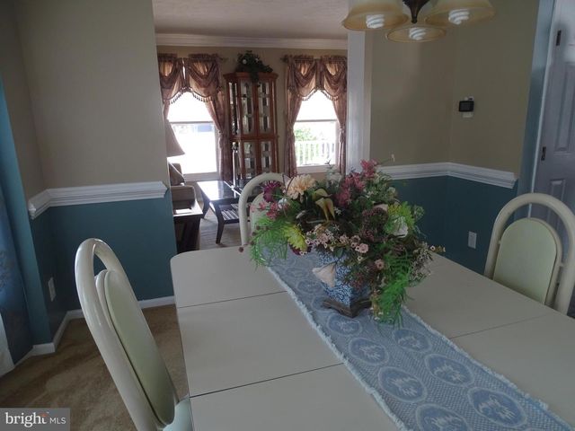 2 HOLLYBUSH DR, Glassboro, NJ 08028