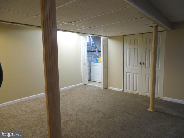 2 HOLLYBUSH DR, Glassboro, NJ 08028