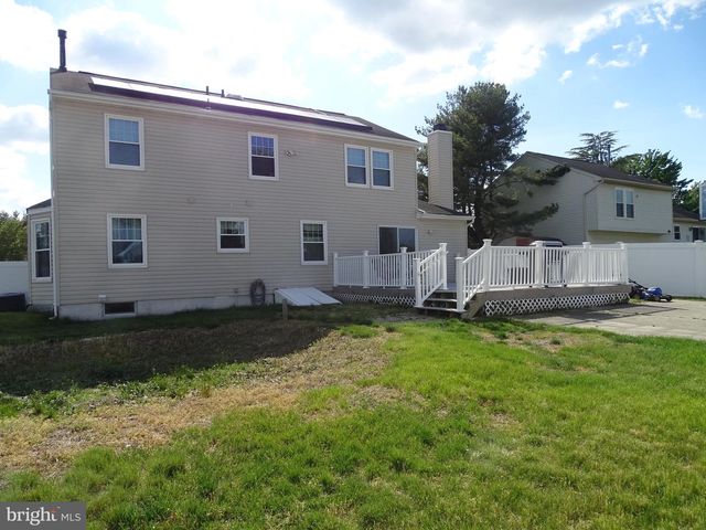 2 HOLLYBUSH DR, Glassboro, NJ 08028