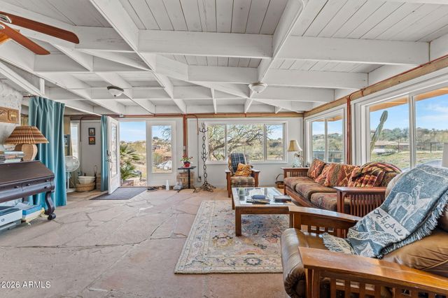 630 S KELLIS Road, Wickenburg, AZ 85390