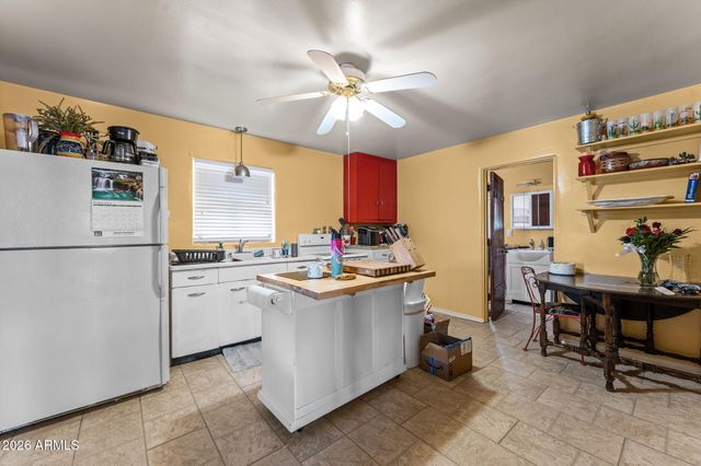 630 S KELLIS Road, Wickenburg, AZ 85390