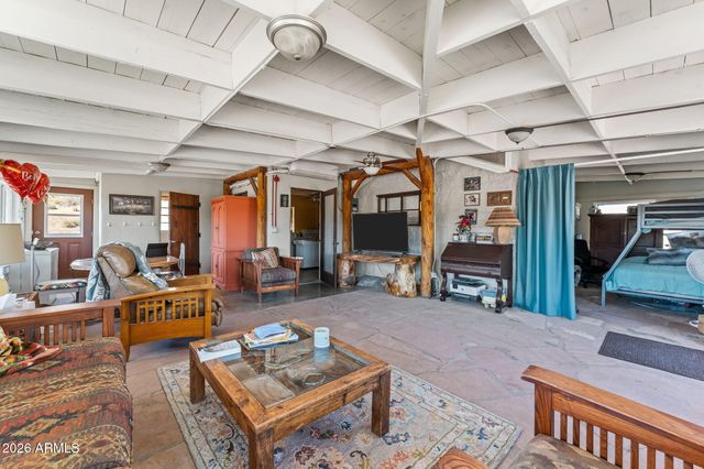 630 S KELLIS Road, Wickenburg, AZ 85390