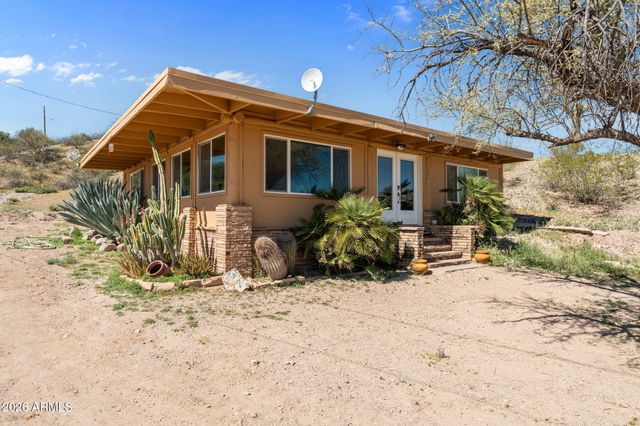630 S KELLIS Road, Wickenburg, AZ 85390