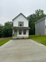 174 Oak St, Clarksville, TN 37042
