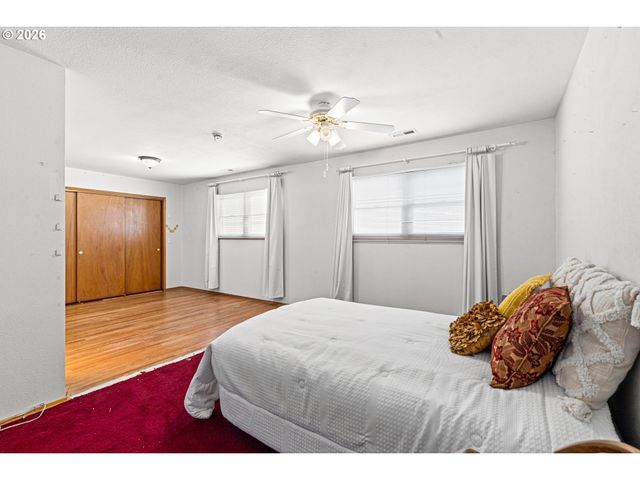 3218 Sw ISAAC Ave, Pendleton, OR 97801