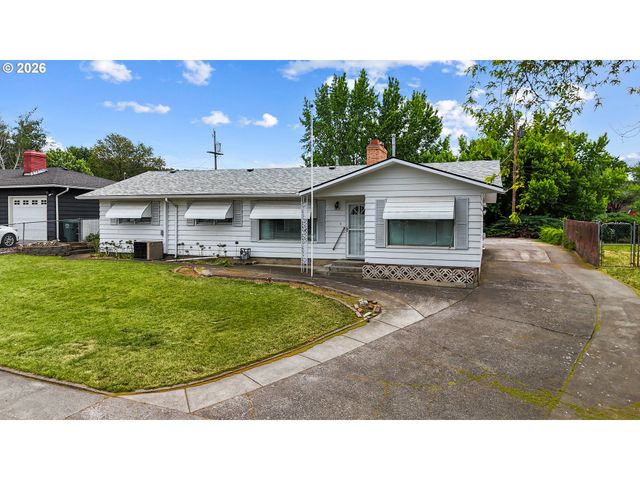 3218 Sw ISAAC Ave, Pendleton, OR 97801