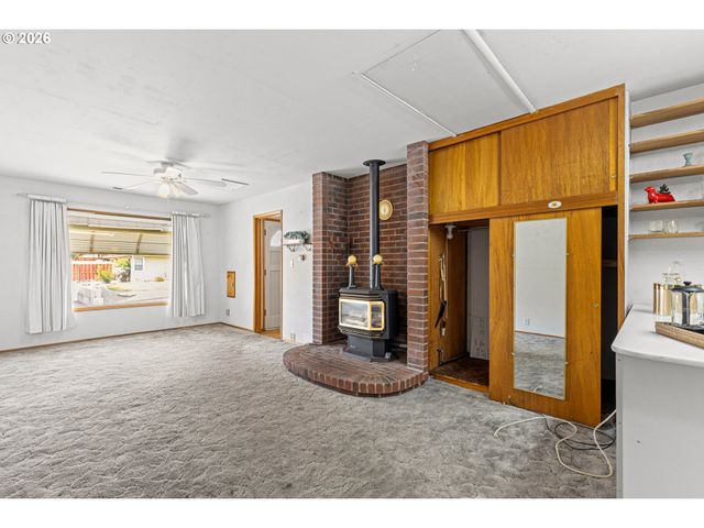 3218 Sw ISAAC Ave, Pendleton, OR 97801