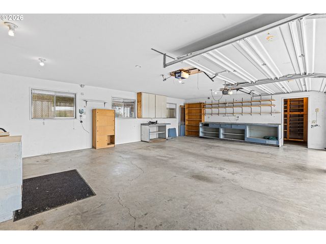 3218 Sw ISAAC Ave, Pendleton, OR 97801
