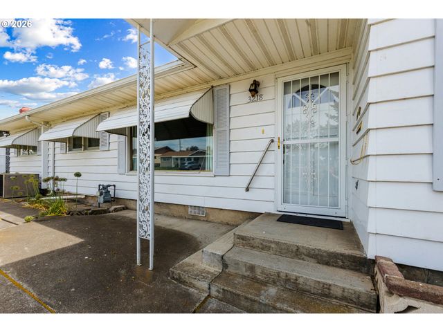 3218 Sw ISAAC Ave, Pendleton, OR 97801