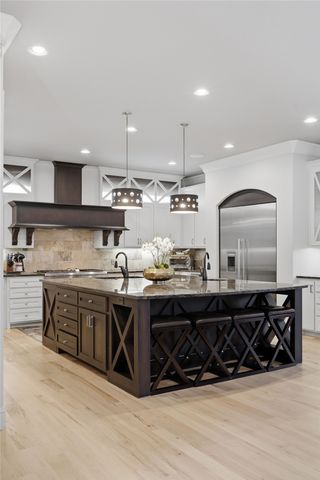 5708 W Austin Street, Broken Arrow, OK 74011