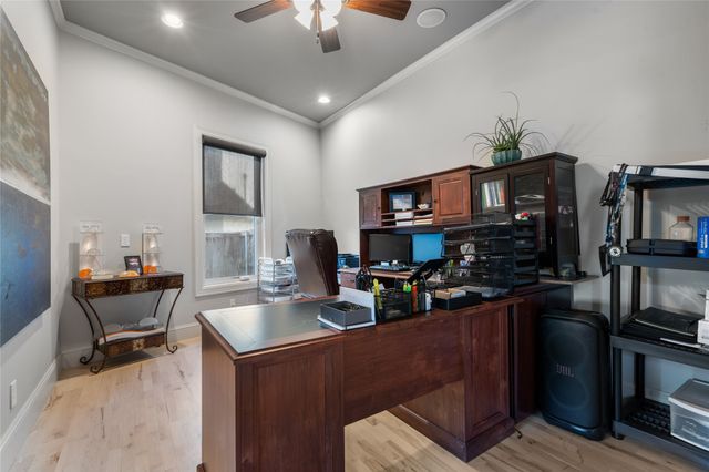 5708 W Austin Street, Broken Arrow, OK 74011