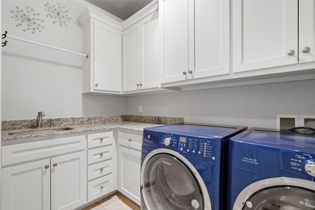 5708 W Austin Street, Broken Arrow, OK 74011