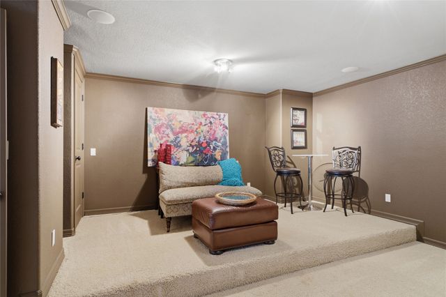 5708 W Austin Street, Broken Arrow, OK 74011