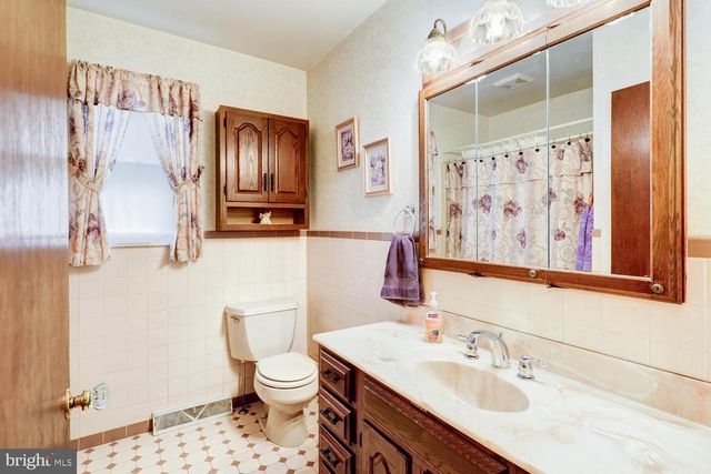 3928 OREGON PIKE, Ephrata, PA 17522