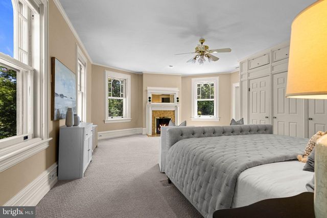 312 S WATERLOO RD, Devon, PA 19333