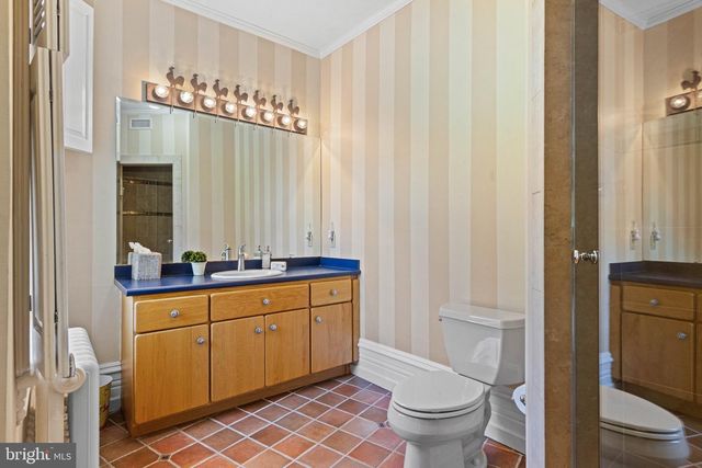 312 S WATERLOO RD, Devon, PA 19333