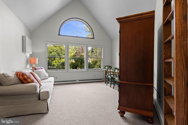 312 S WATERLOO RD, Devon, PA 19333