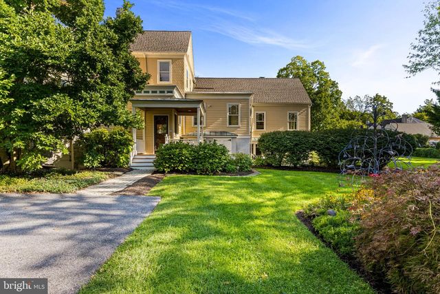 312 S WATERLOO RD, Devon, PA 19333