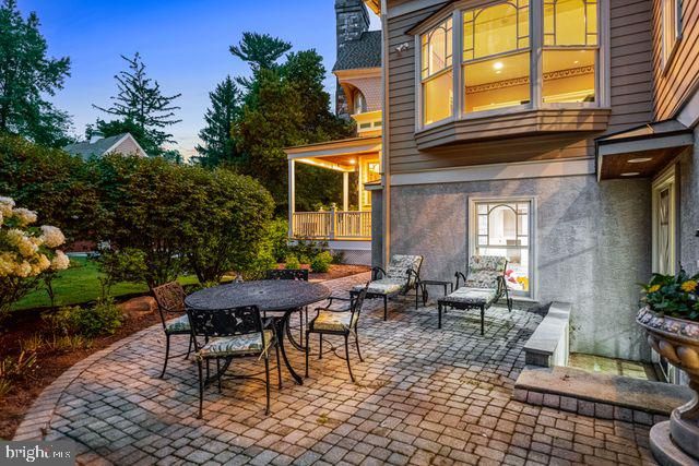 312 S WATERLOO RD, Devon, PA 19333