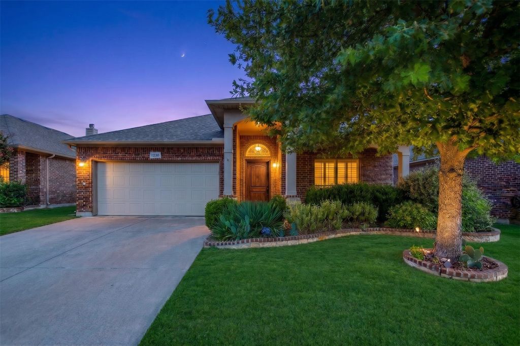 1244 Goodland Terrace, Fort Worth, TX 76179 — exterior
