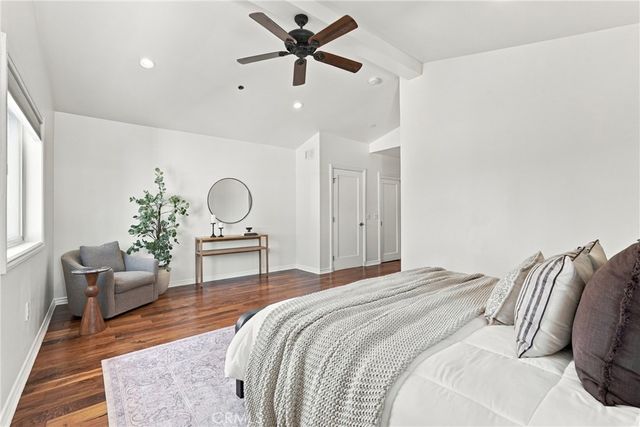 1420 S Bundy Drive 405, Los Angeles, CA 90025