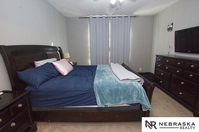 2937 W Peach Street, Lincoln, NE 68522